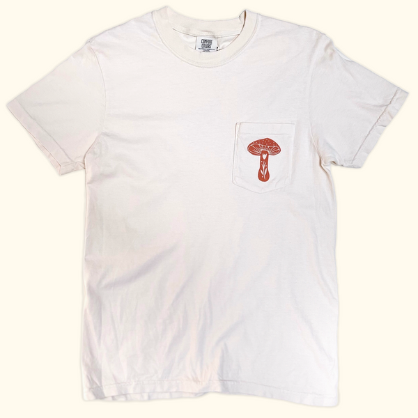 MUSHROOM POCKET TEE