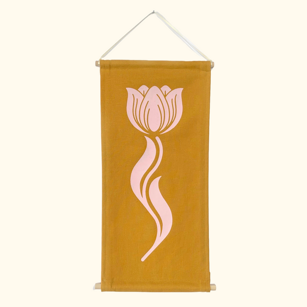 TULIP BANNER • YELLOW