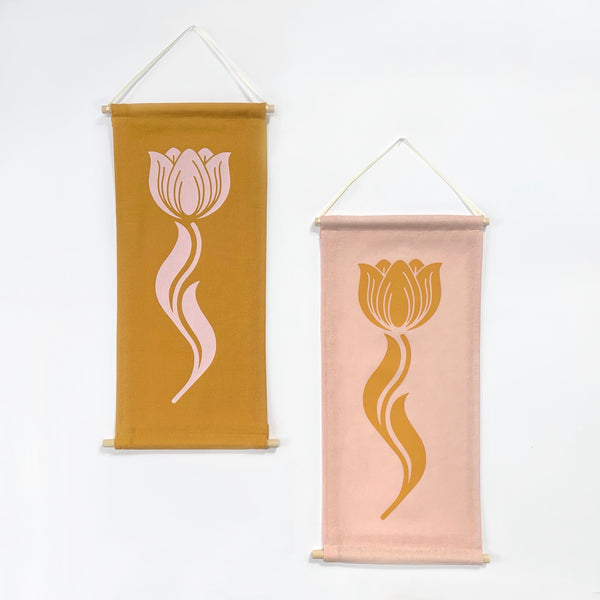 TULIP BANNER • PINK