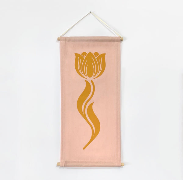 TULIP BANNER • PINK