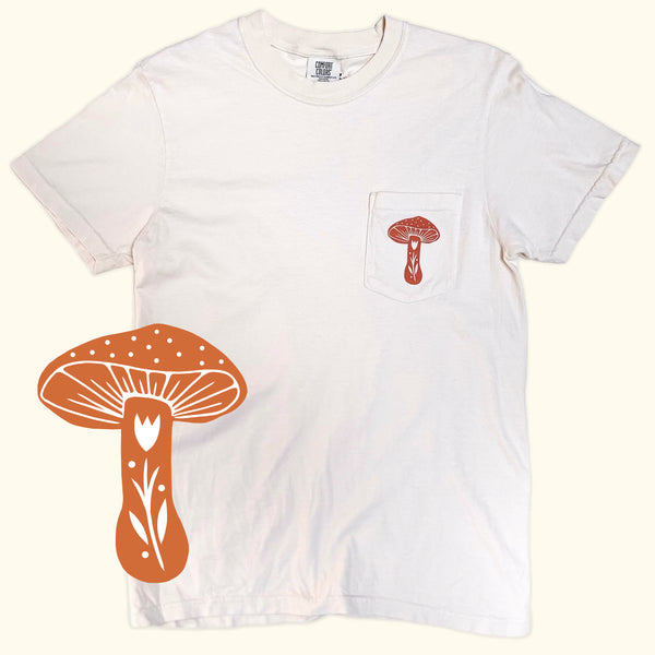 MUSHROOM POCKET TEE