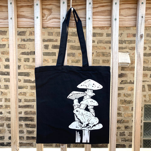 Toad on a Toadstool on a Tote