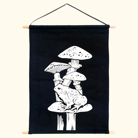 TOAD ON A TOADSTOOL BANNER