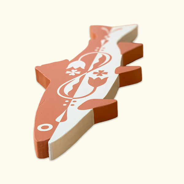 WOOD TROUT • PINK TERRACOTTA